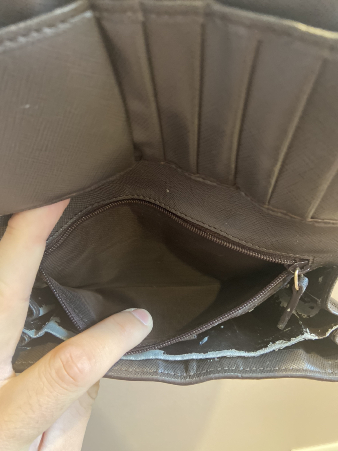 Long Wallet image indicator(4)