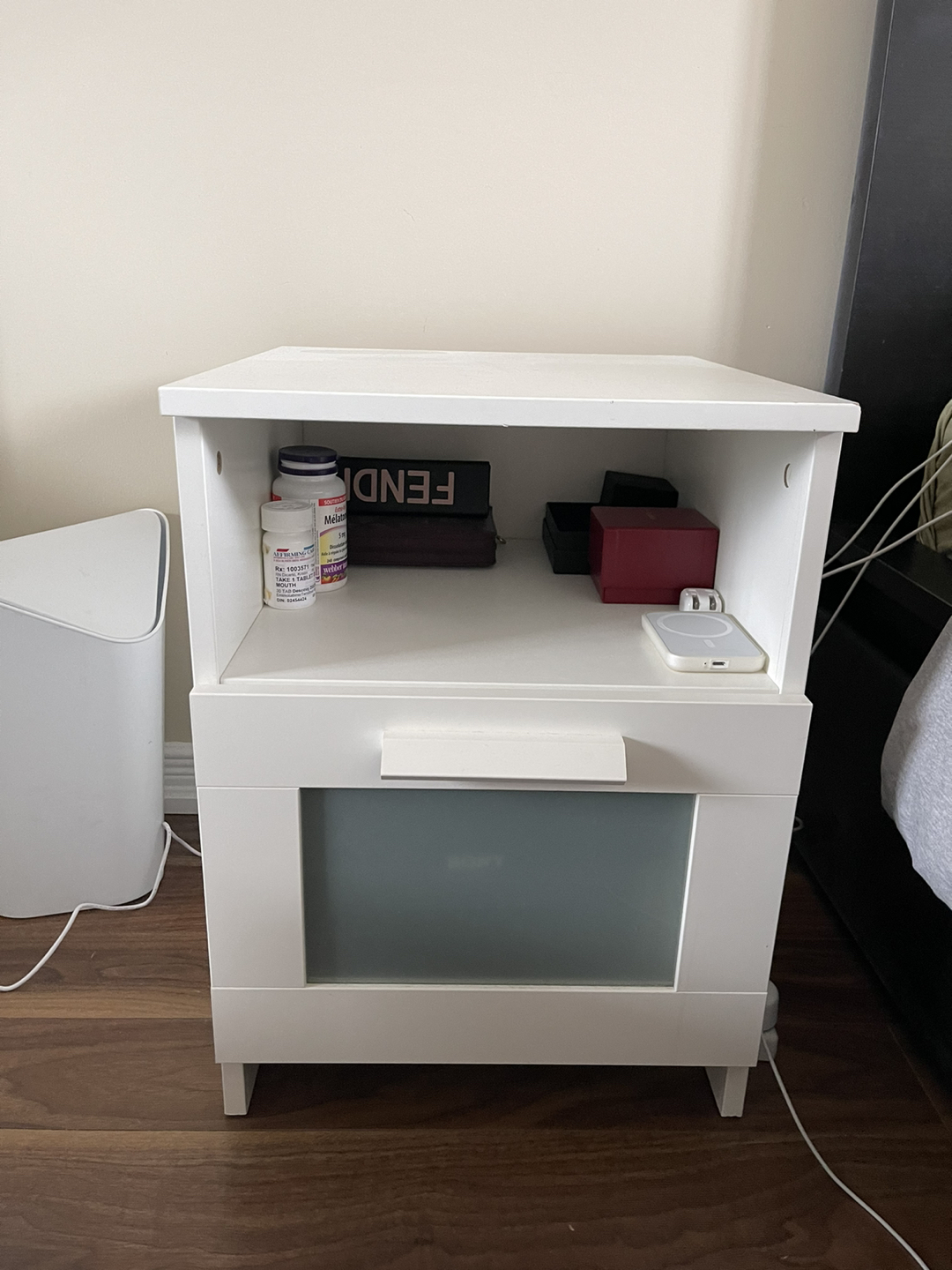 Night stands