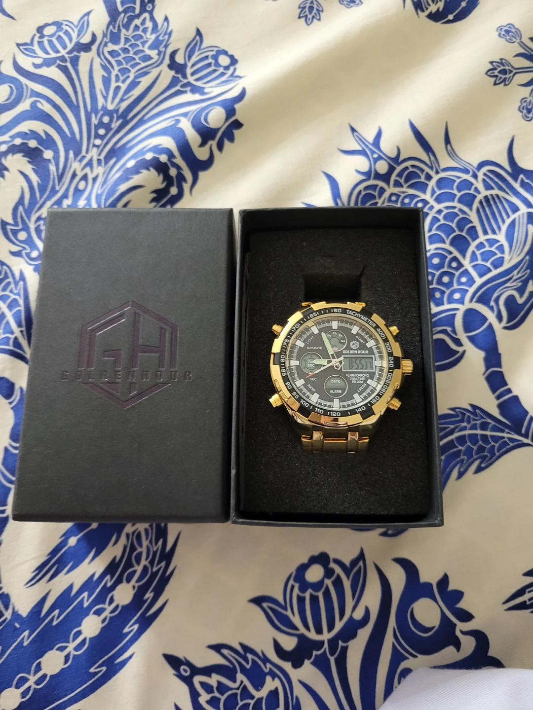 Golden Hour Watch thumbnail