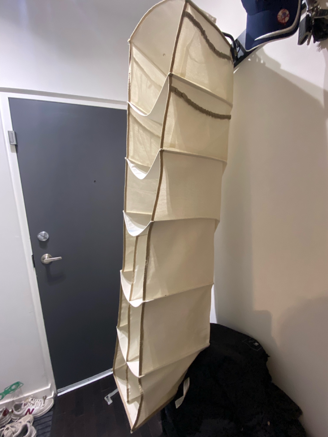 Hanging shoe rack image indicator(5)