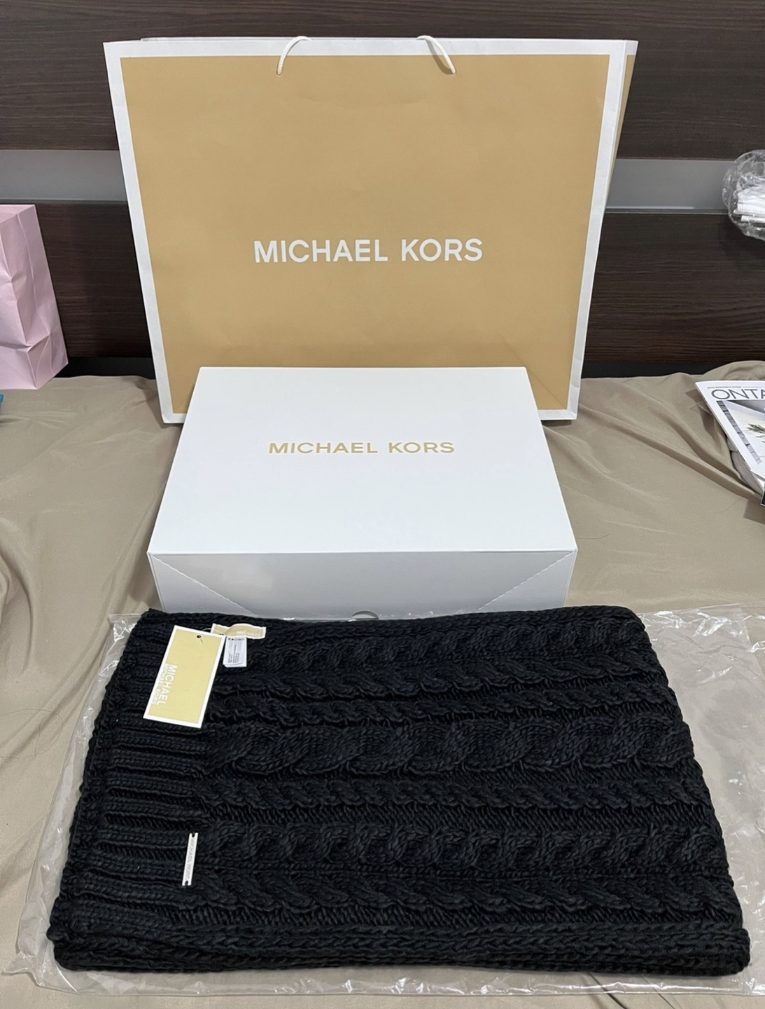 MICHAEL KORS English Cable Knit Scarf