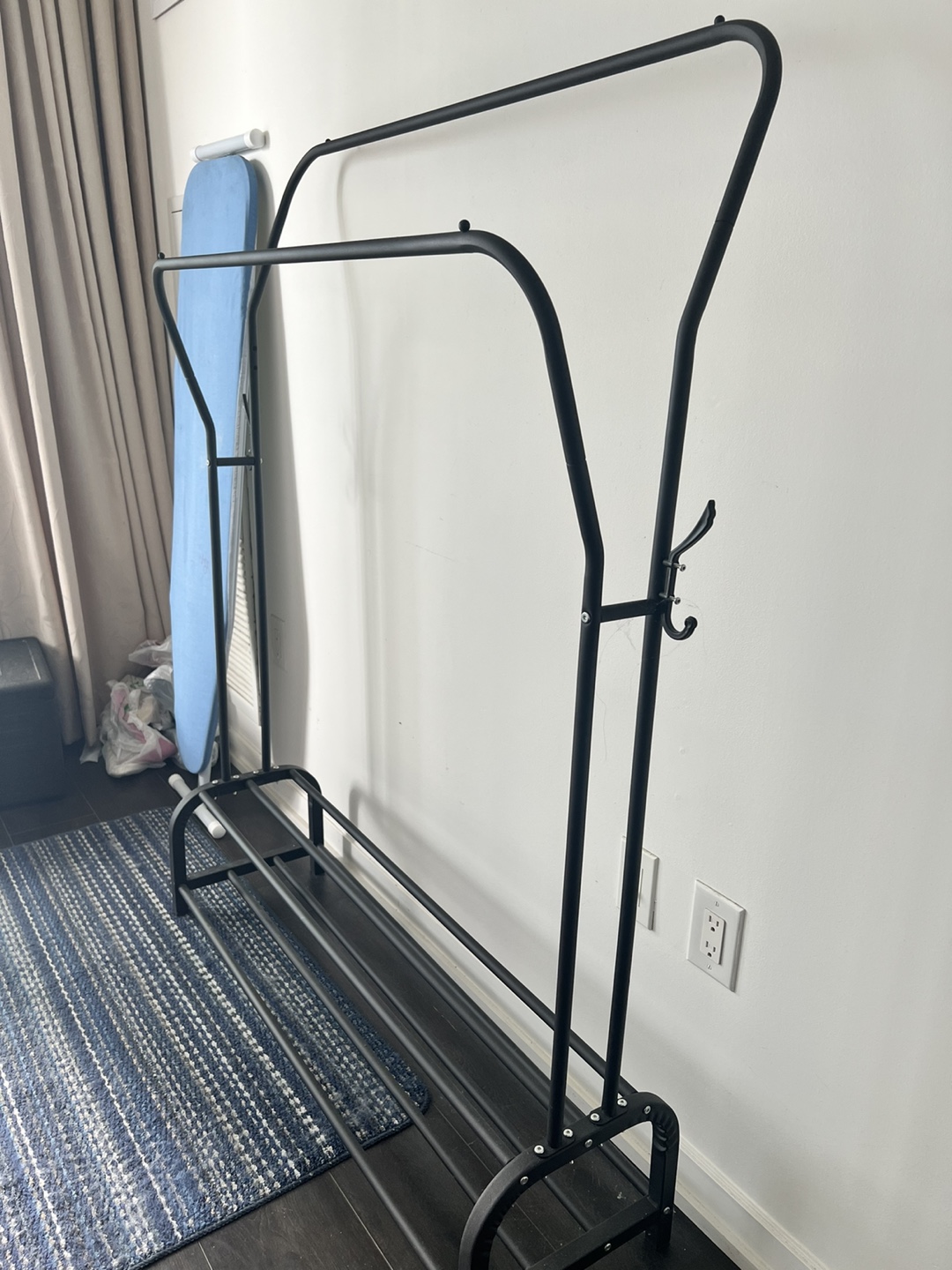 Coat hanger - photo 3