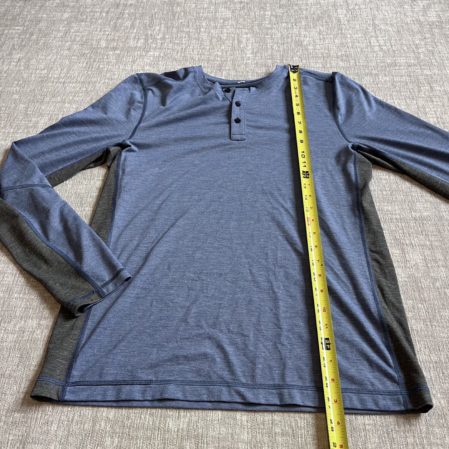 Lululemon Long Sleeve Henley - photo 4