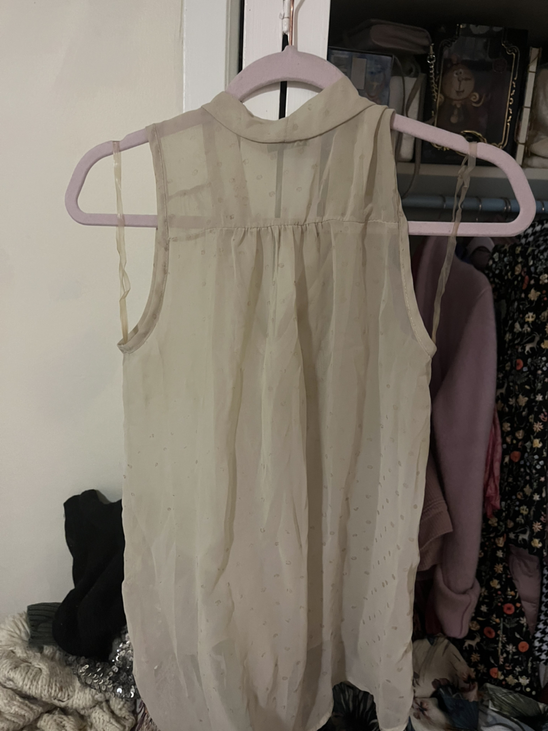 Blouse, size small image indicator(3)