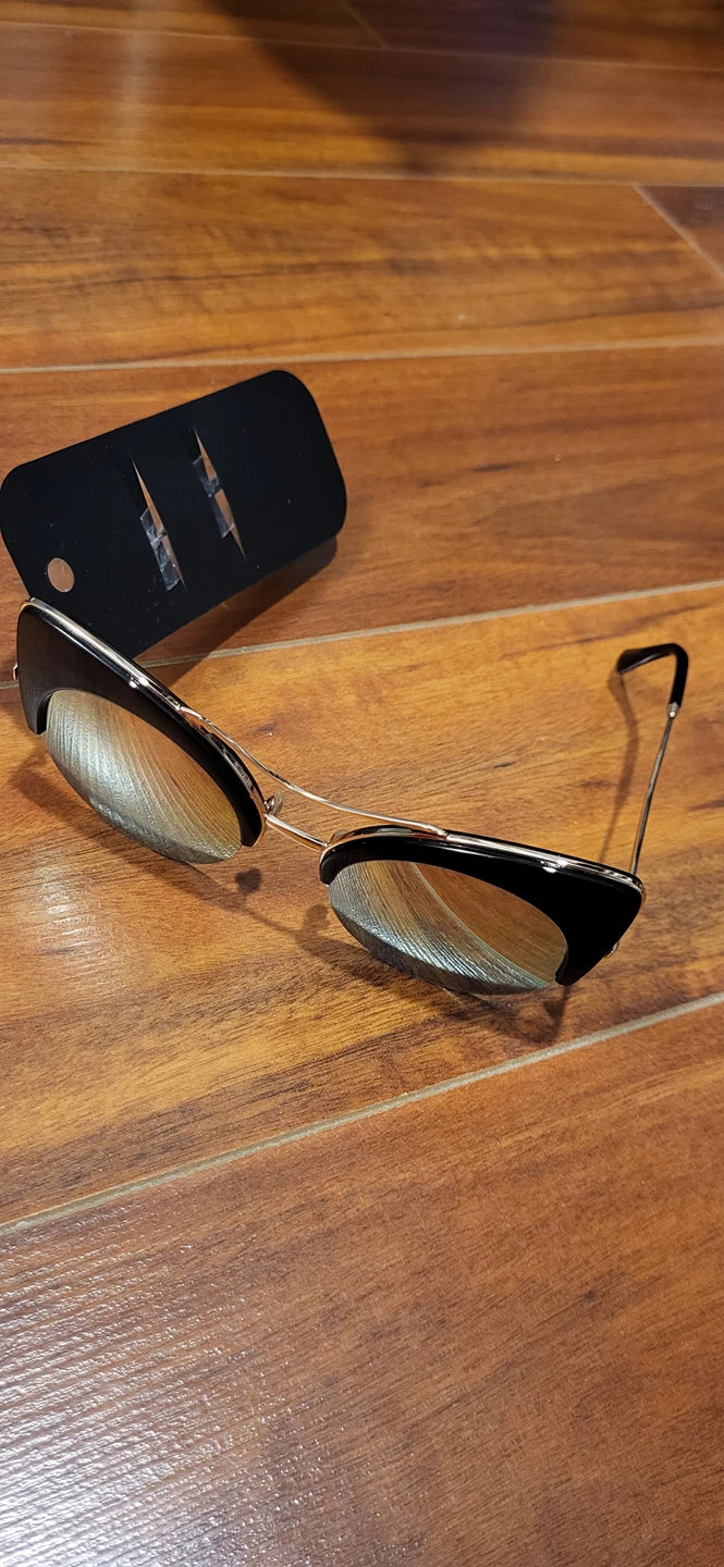 Sunglass - photo 2