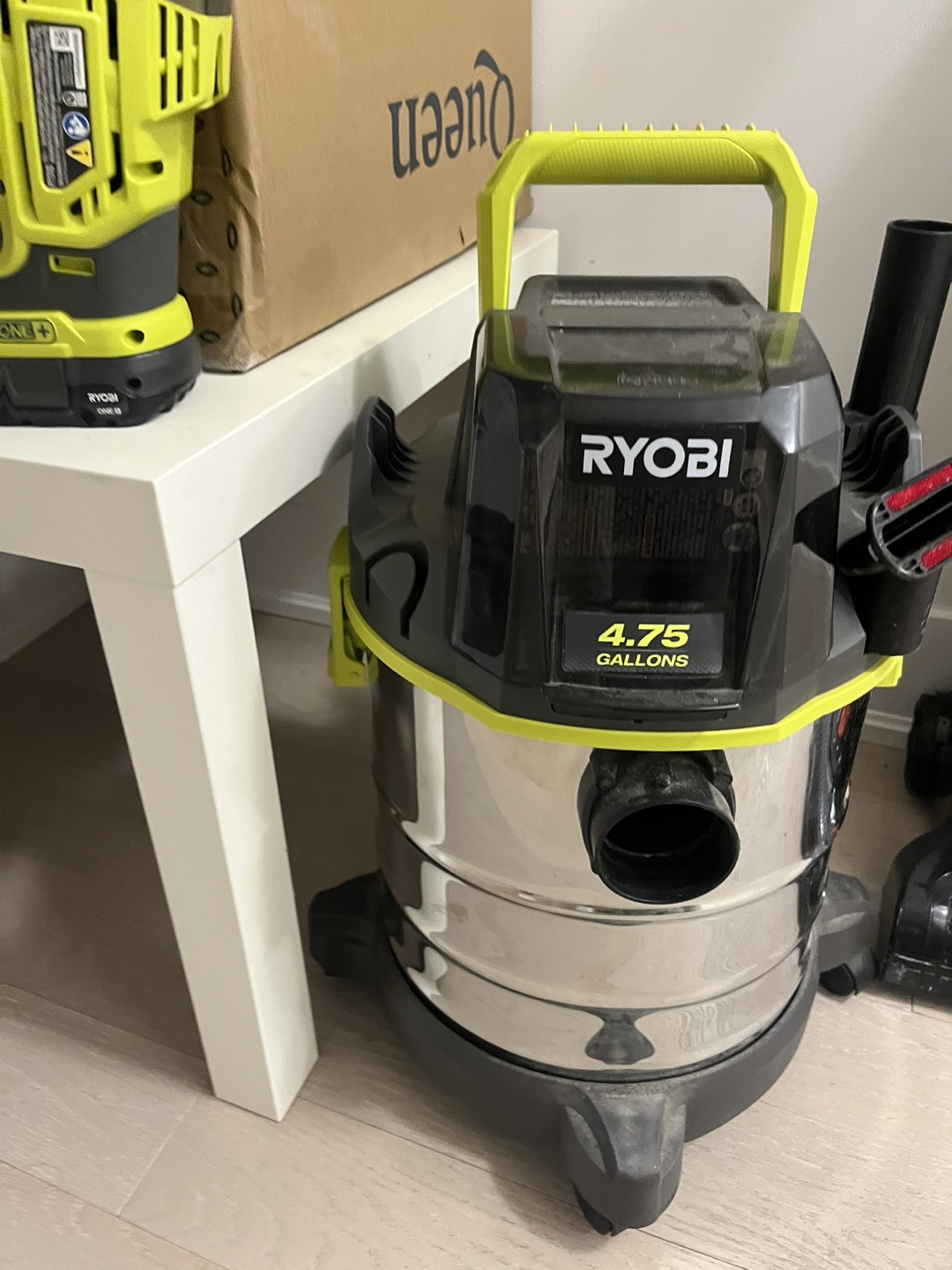 Ryobi vaccum cleaner