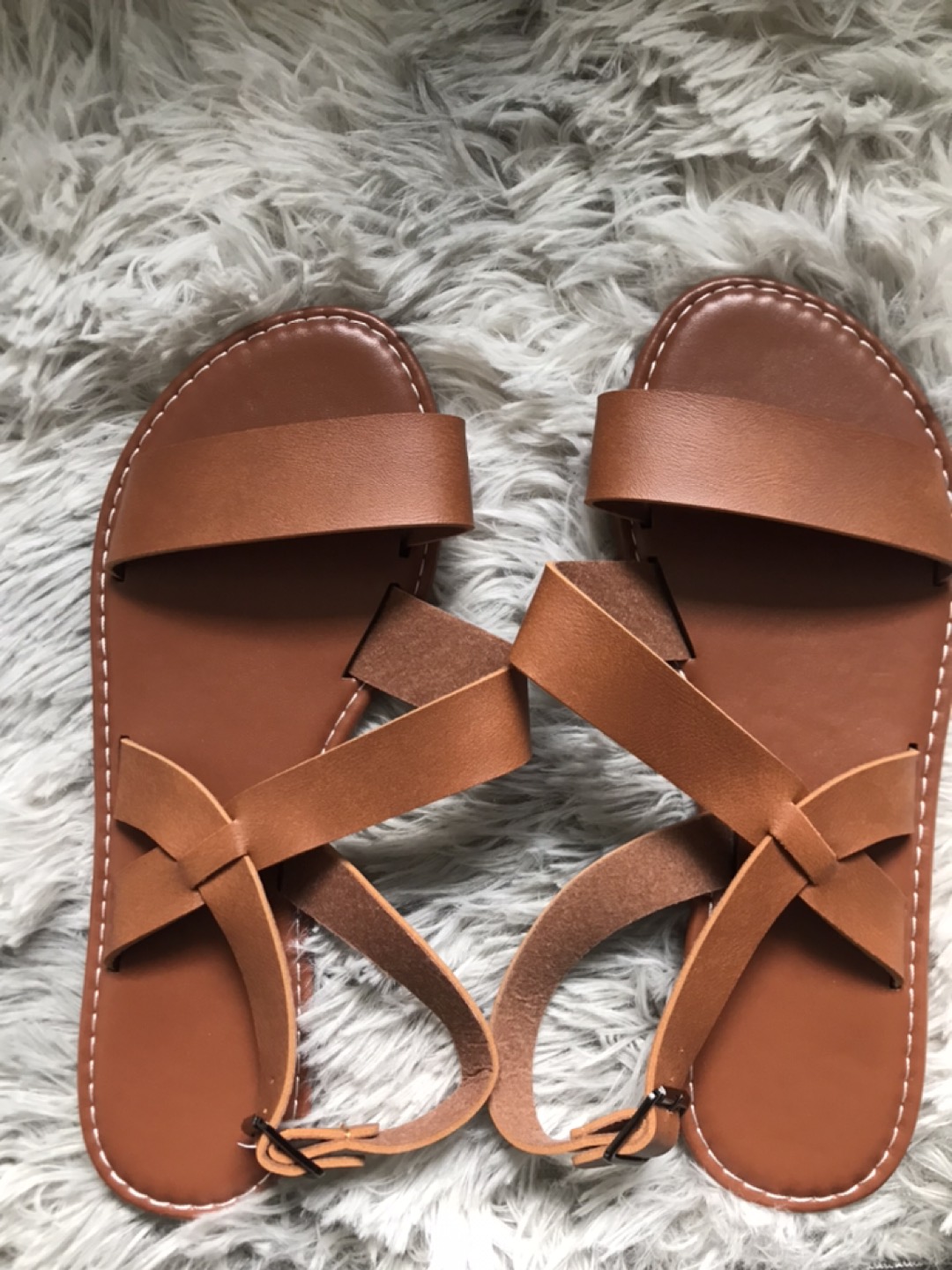 Women's Stylish Flat Ankle Strap Sandals thumbnail