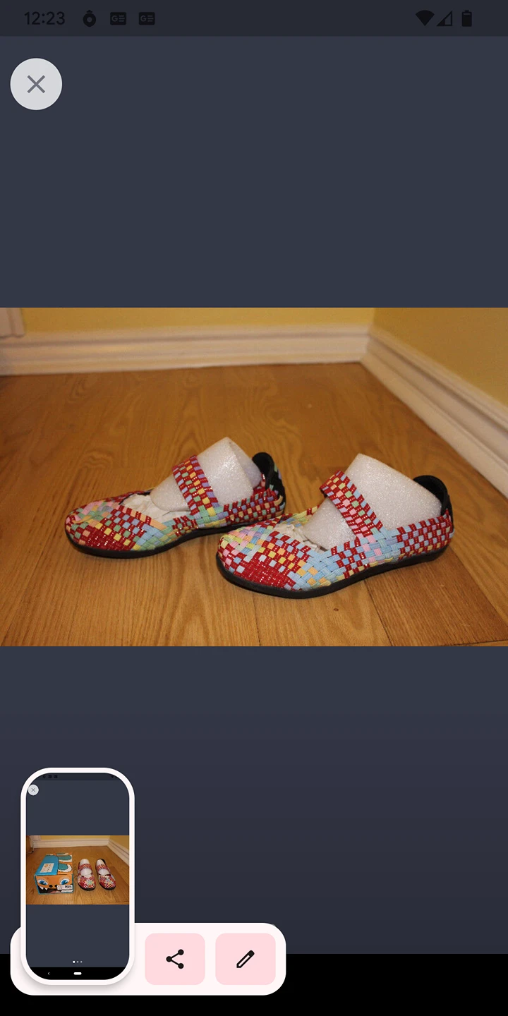 **BRAND NEW** SIZE 34M (US 2.5-3) BERNIE MEV girls sandal - photo 2