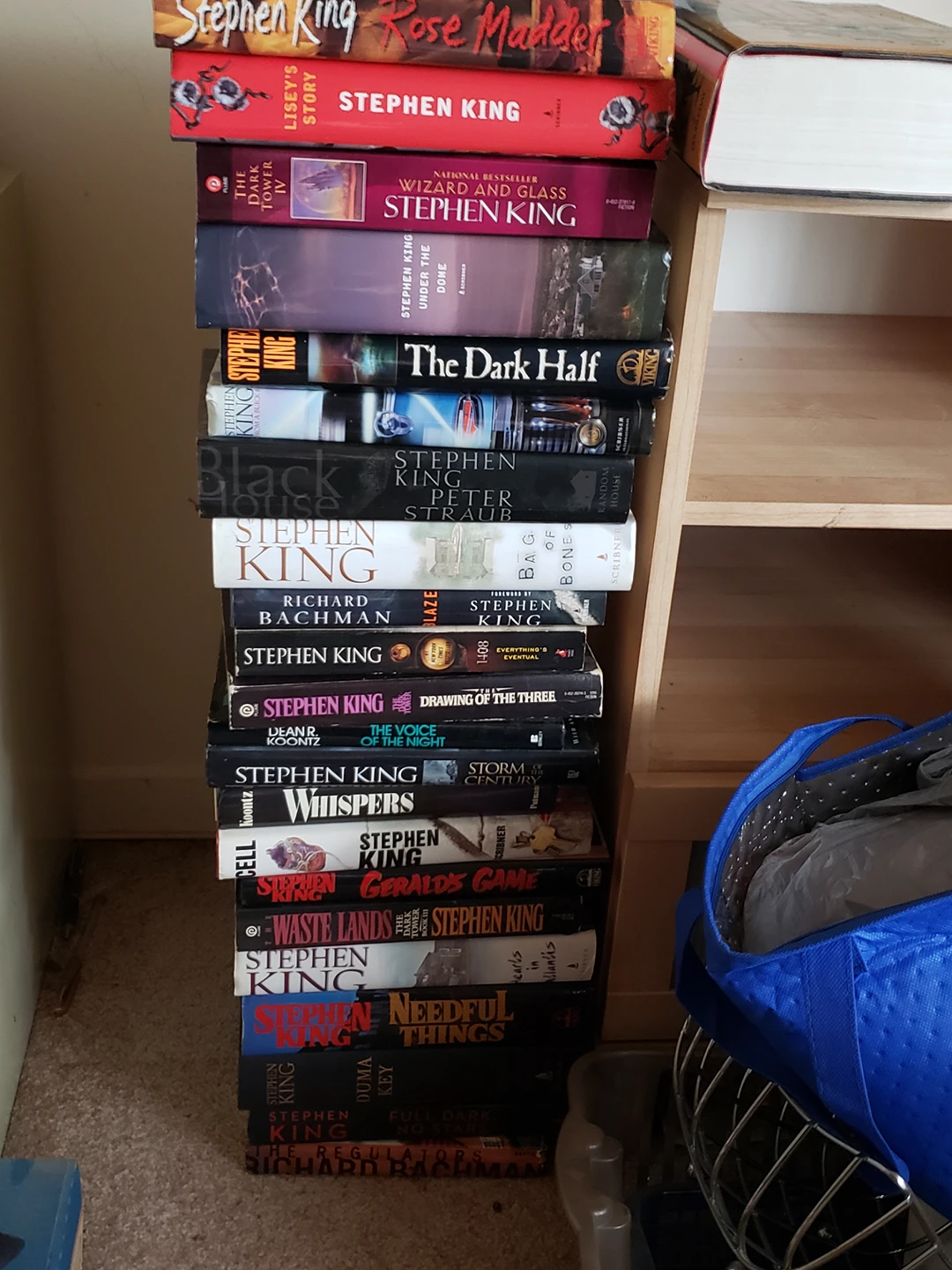 Stephen King and Dean Koontz Books - photo 3