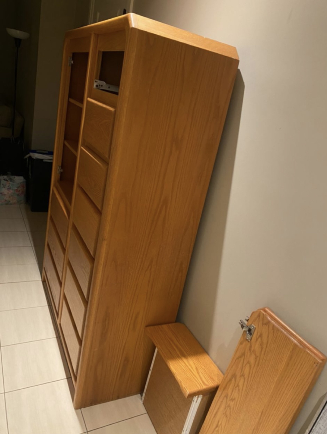 Wardrobe Closet thumbnail