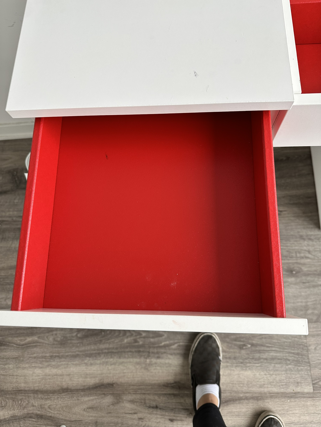 Small Vanity for Sale image indicator(3)