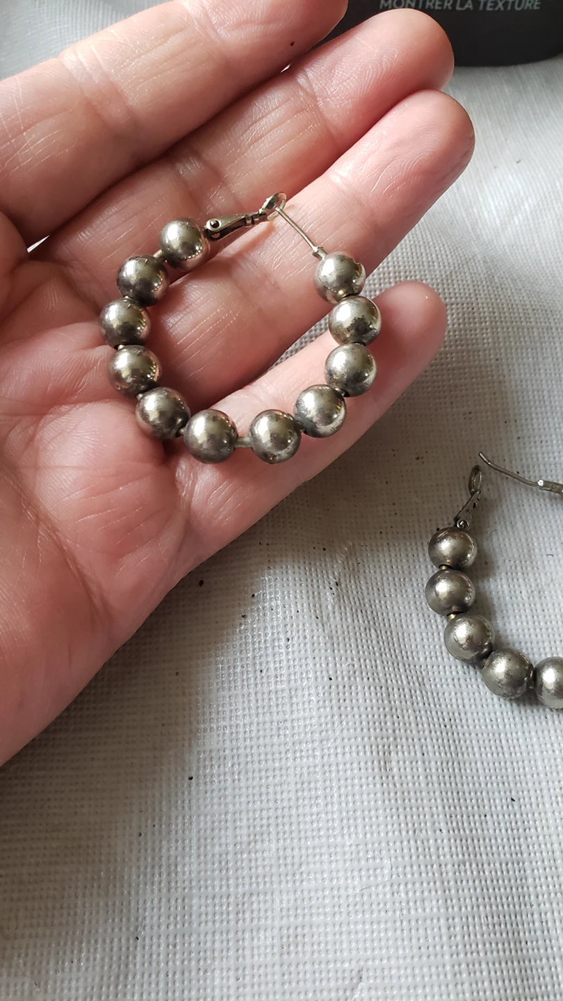 hoop earing - photo 3