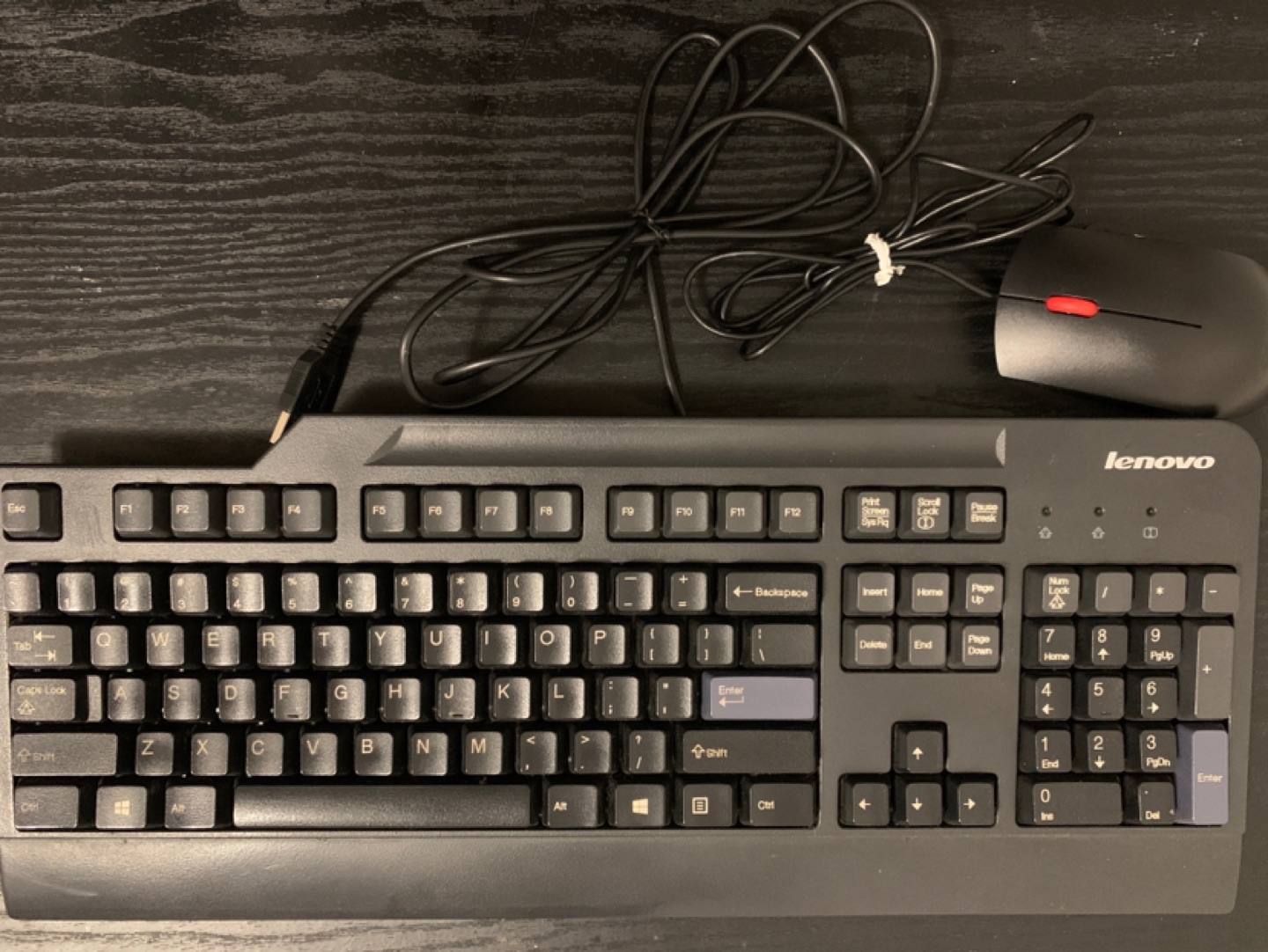 Lenovo keyboard and mouse thumbnail