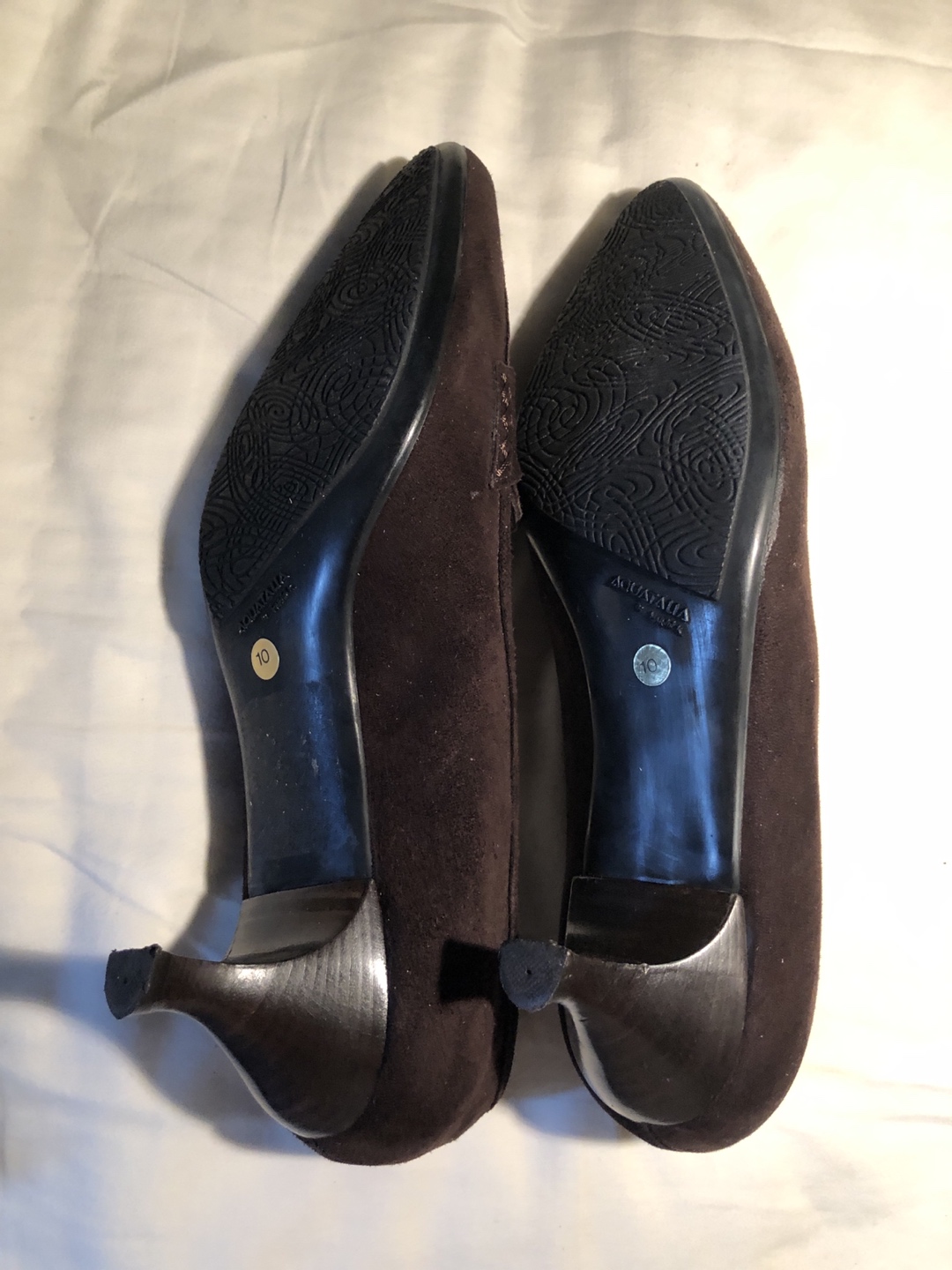 Aquatalia Kitten Heel Suede Pumps US10 image indicator(4)