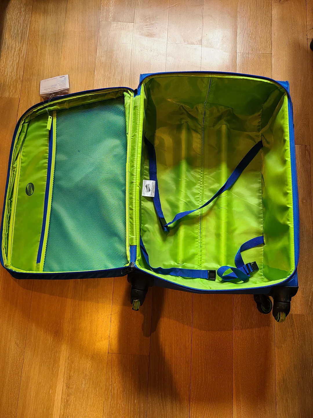 American Tourister 25" Luggage spinner - photo 2