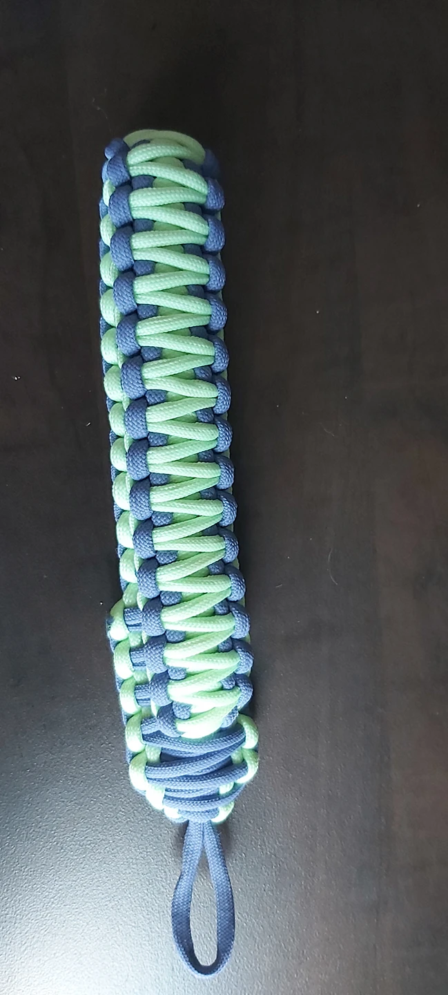 glow in the dark x lilac 550 paracord wrist lanyard for keys - photo 2