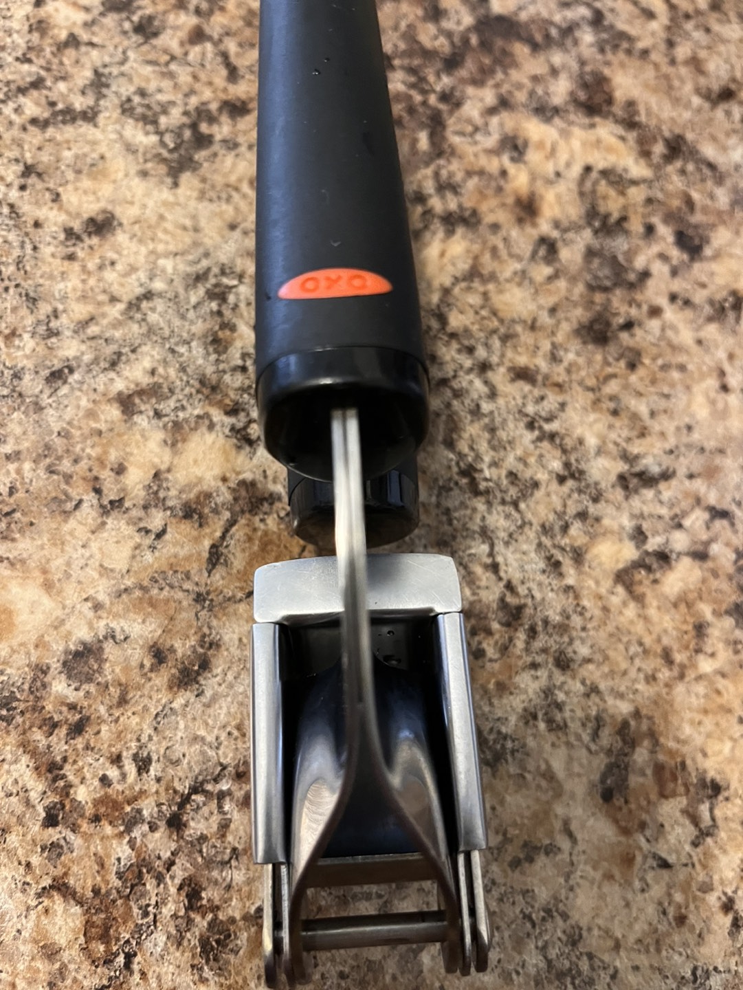 Oxo Stainless steel garlic press MINT condition image indicator(2)
