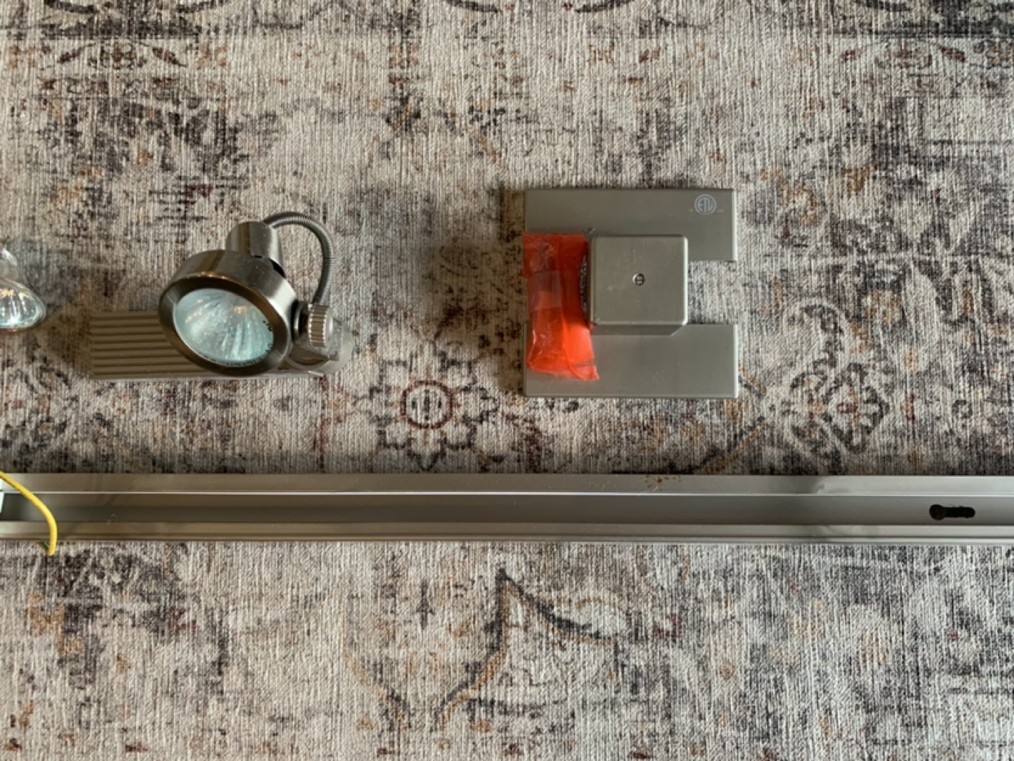 Rio Track Light image indicator(3)