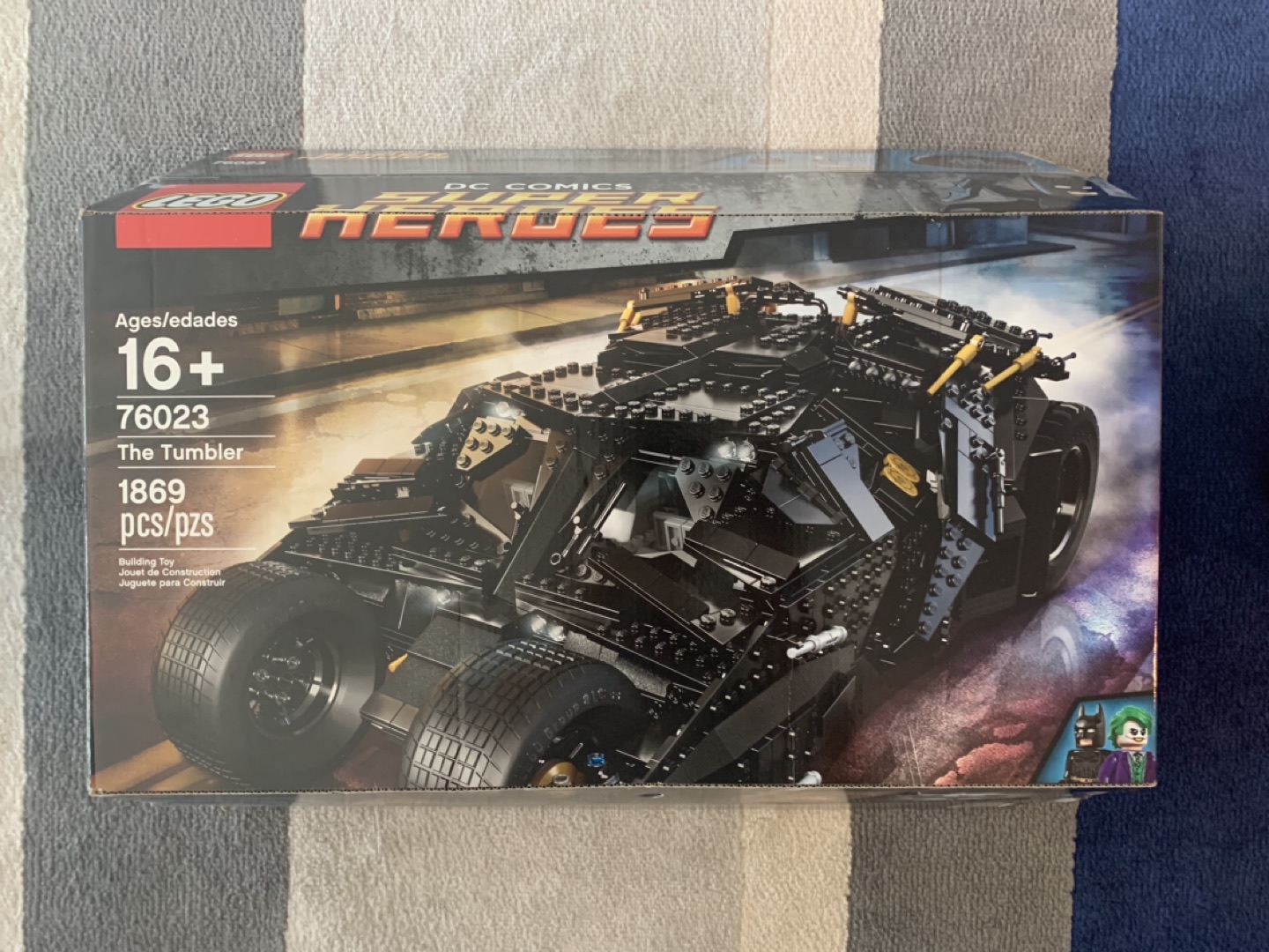 Lego 76023 Tumbler (no minifigures) - Contact for minifigures image indicator(5)