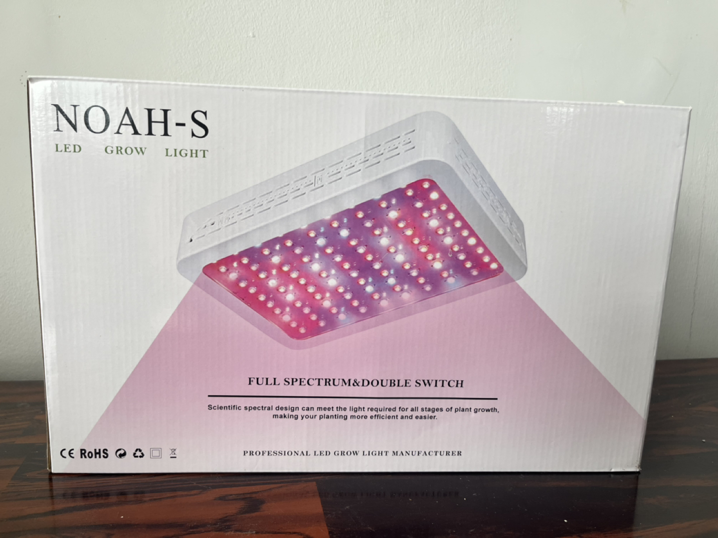 Noah-S Full spectrum double switch LED grow light thumbnail
