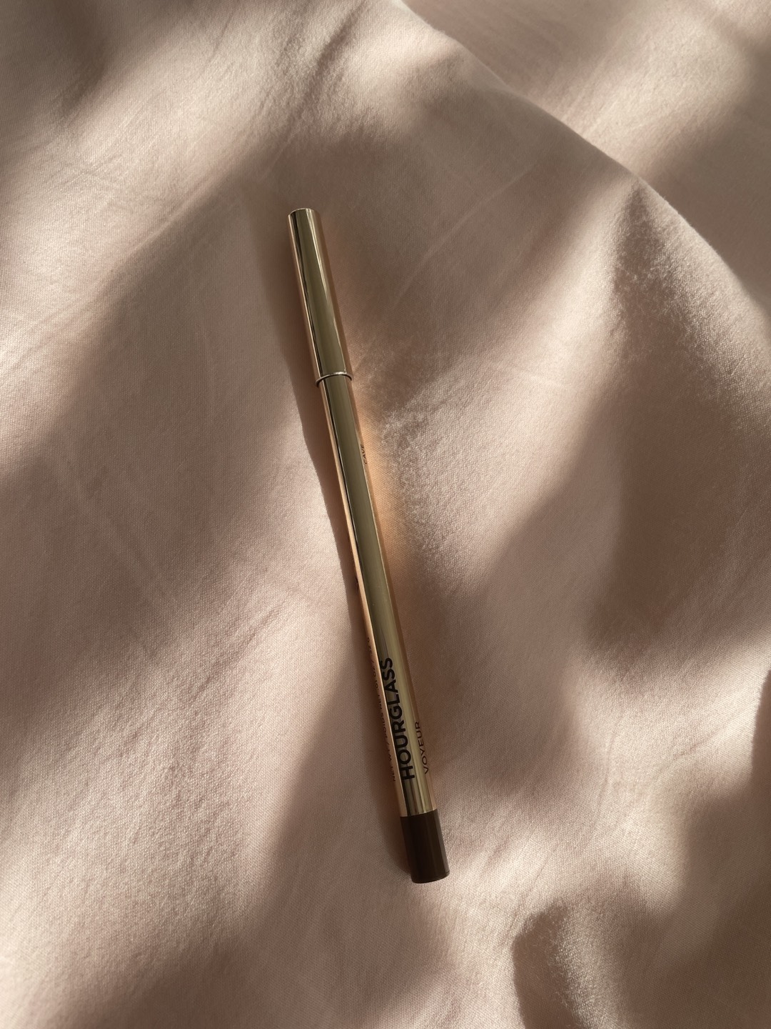 New Hourglass Eye liner