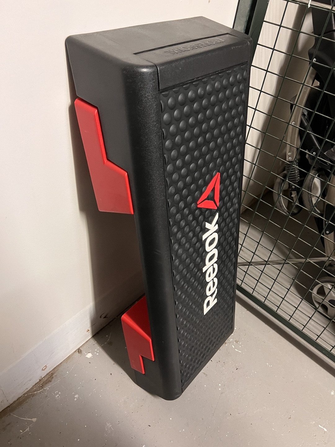 Reebok aerobic exercise step