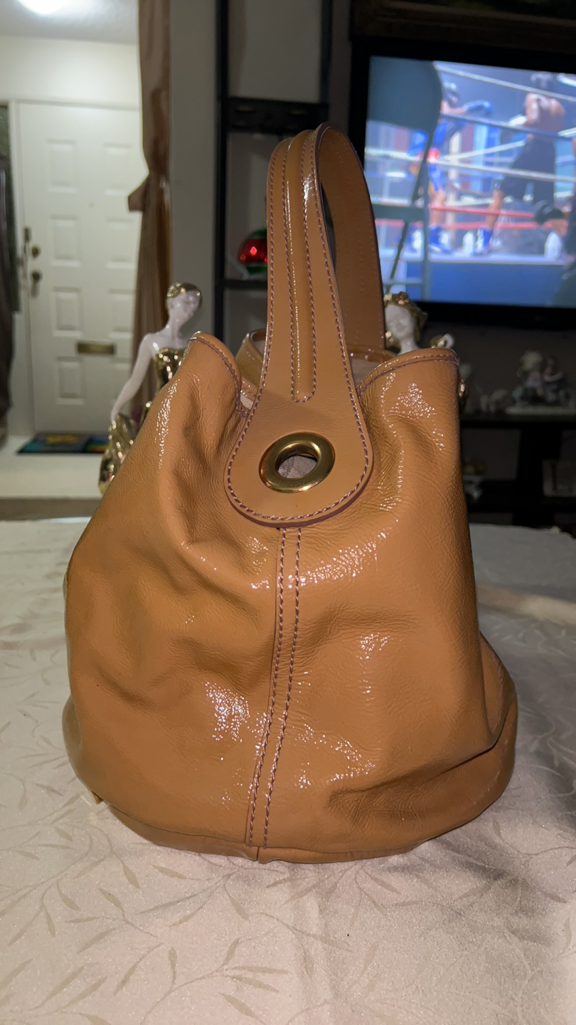 Authentic YSL patent Capri Bag - photo 3