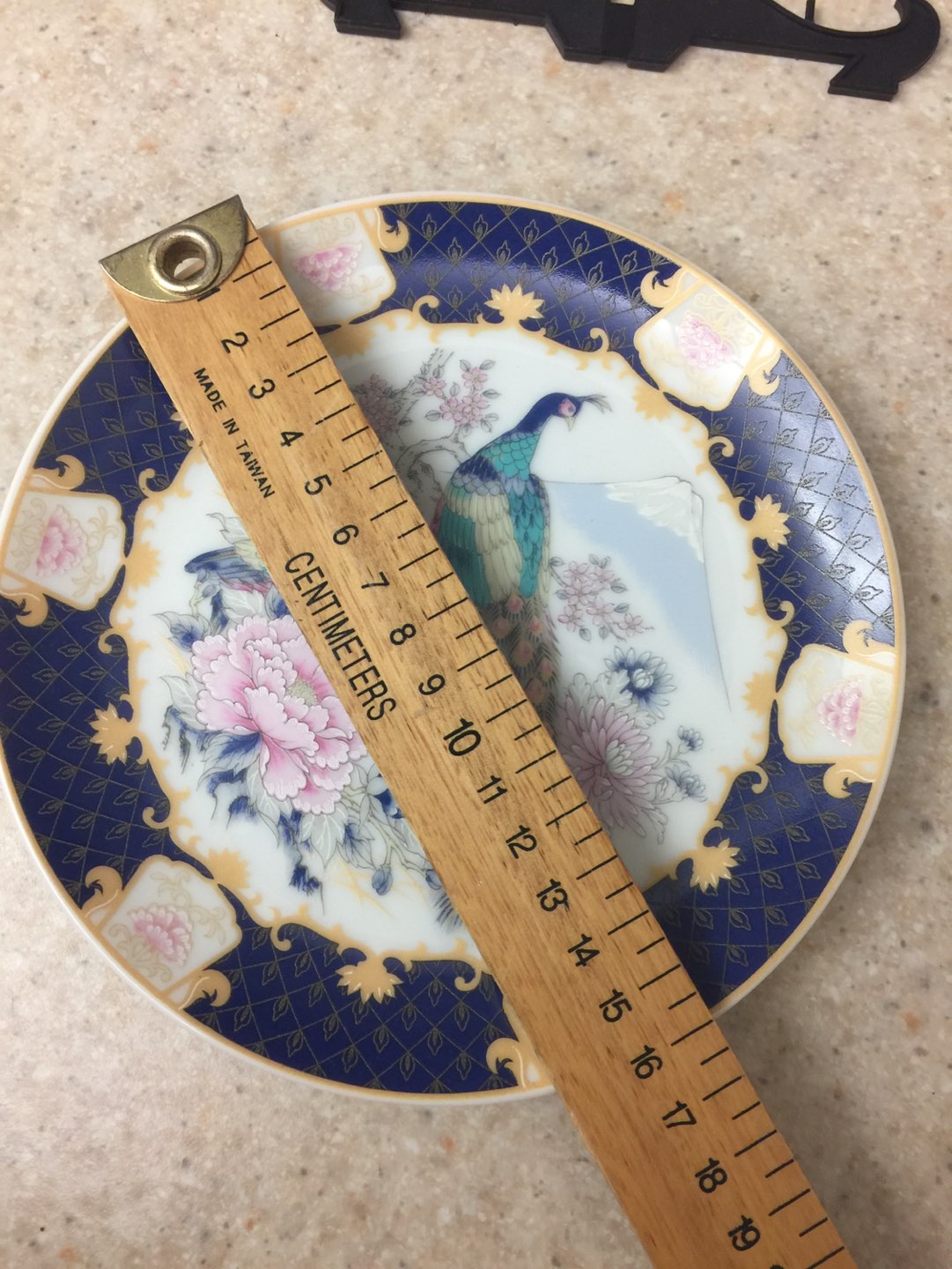 New in the box Fine China Display plates - photo 3