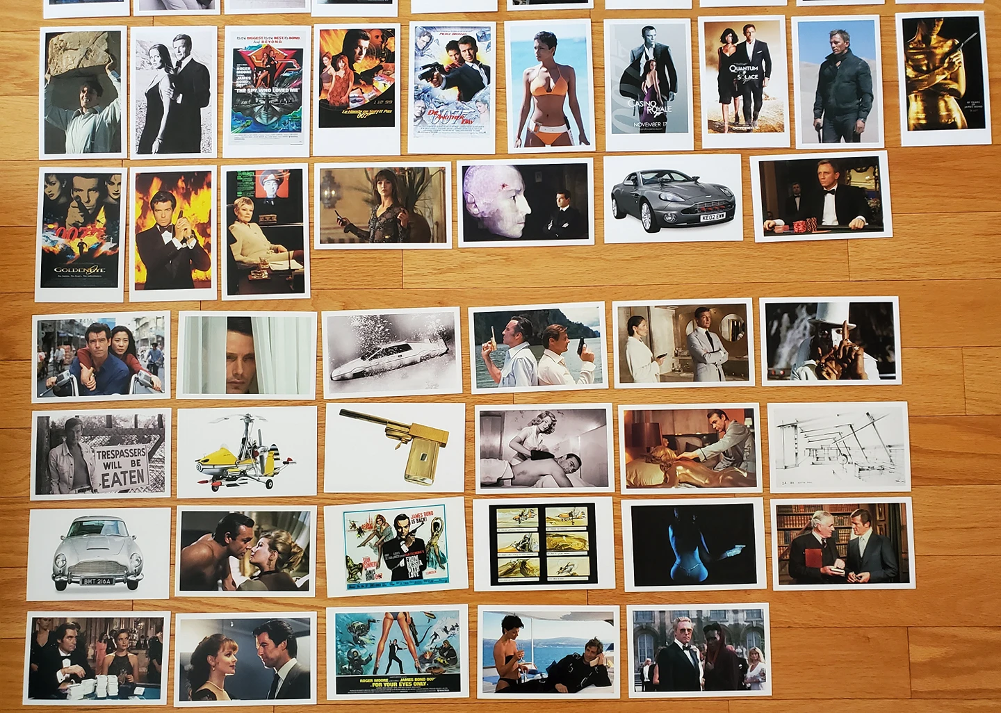 JAMES BOND 50th ANNIVERSARY 100 POSTCARDS FROM THE ARCHIVES 007 - photo 5