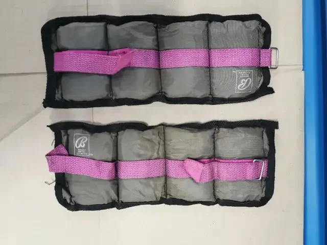 Ankle Weights - Bally total fitness 1lbs each thumbnail