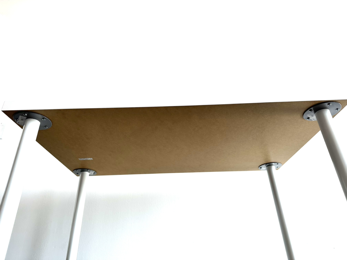 IKEA Linnmon table, white image indicator(3)