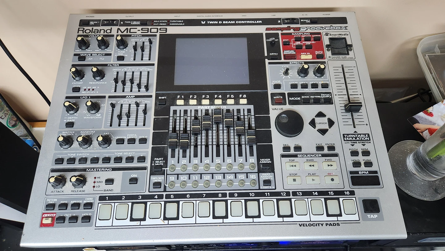 Roland drum machine thumbnail