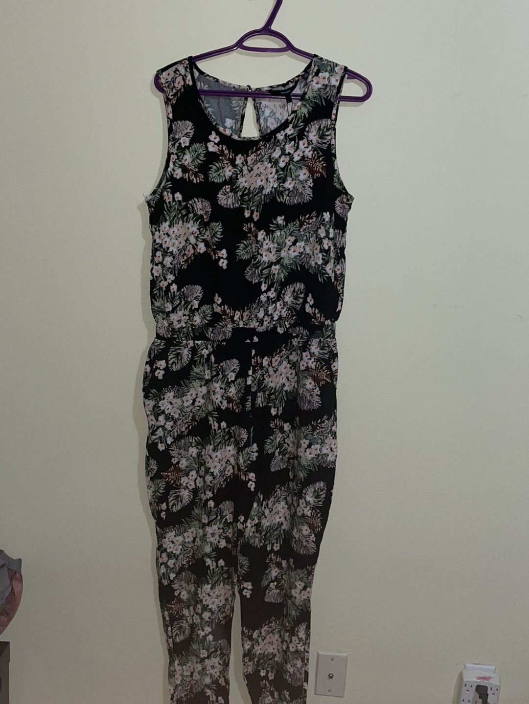 Vero Moda large floral romper *tagged* thumbnail