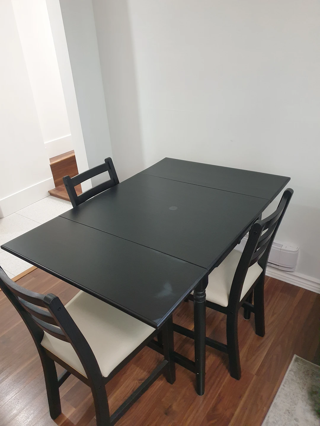 Extendable Dining Table - photo 3