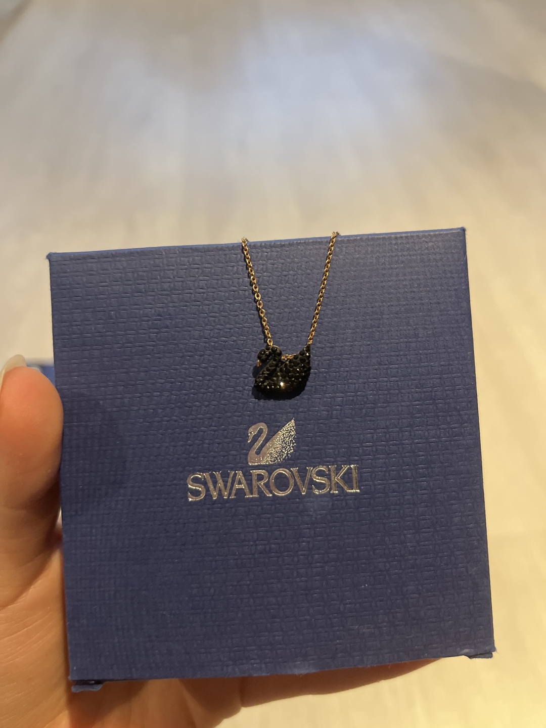 Mothers Day 🌸 SWAROVSKI Black Swan Necklace thumbnail
