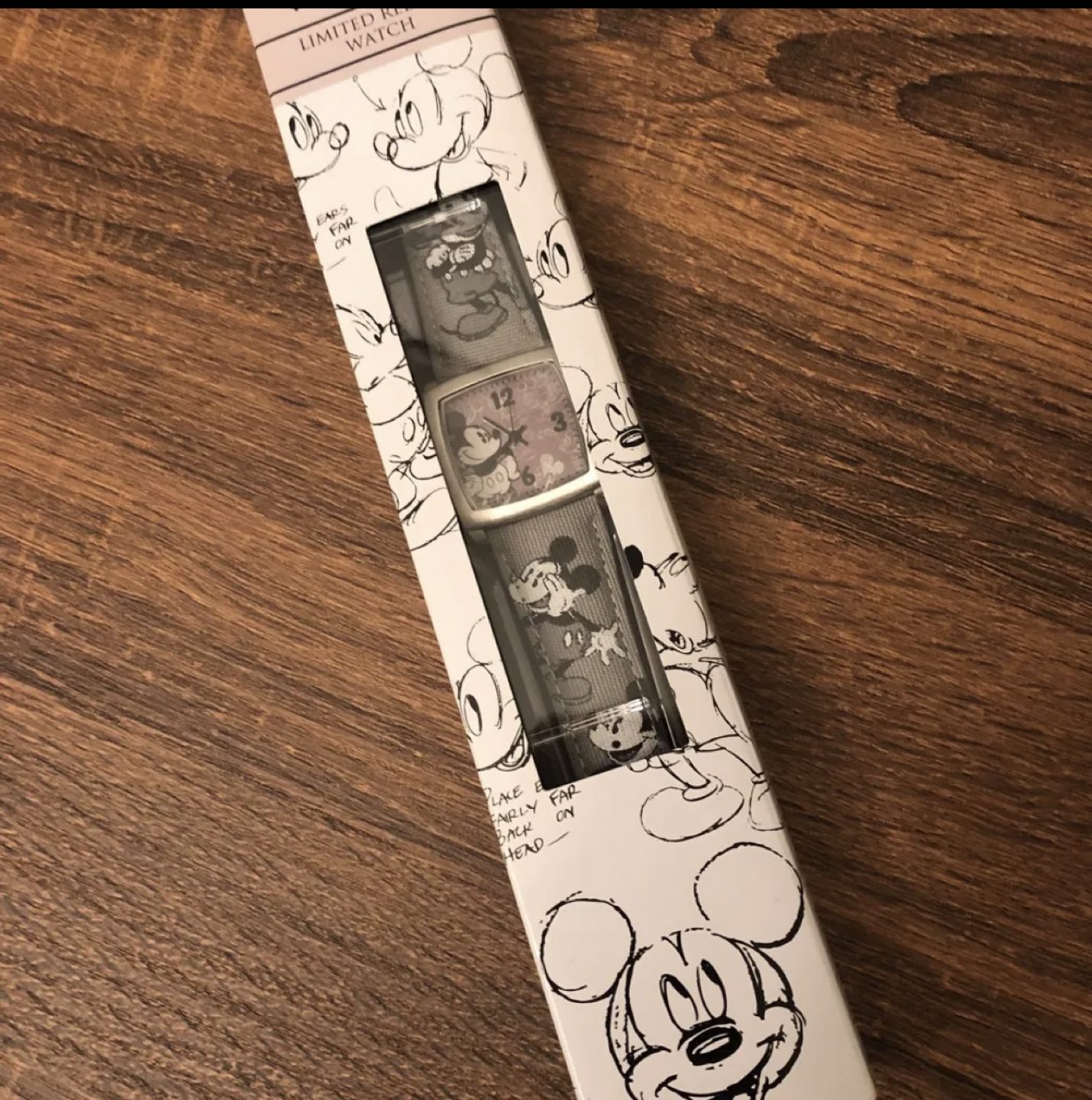 Mickey Mouse Limited Release Disney Parks Watch - photo 3