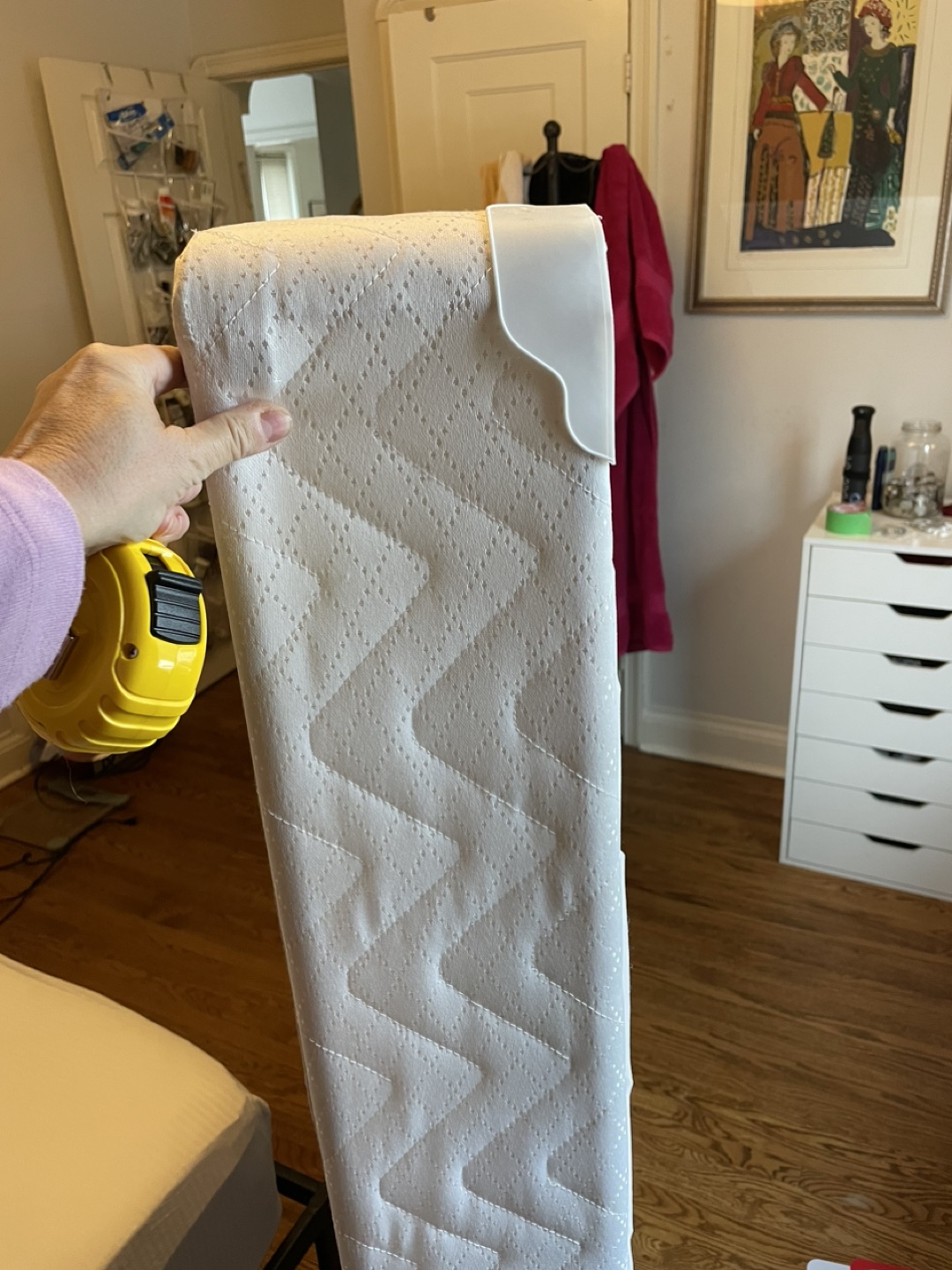 Queen. Box spring 7” deep