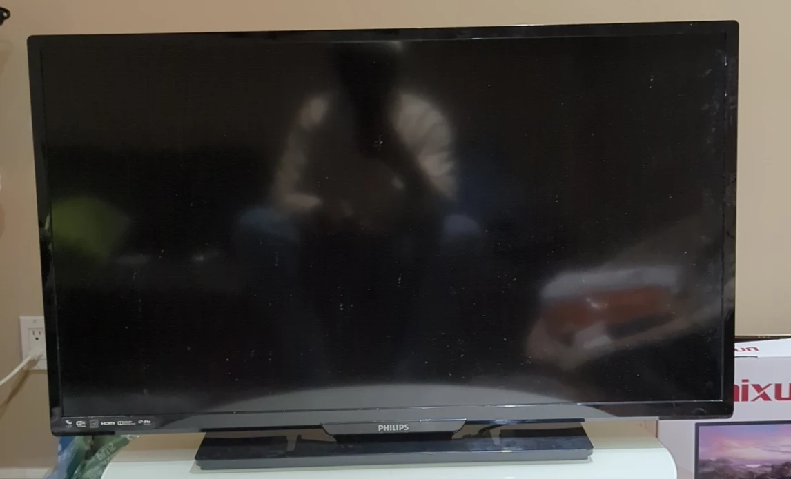 40" Phillips LED FHD 1080p Resolution Smart TV - photo 3