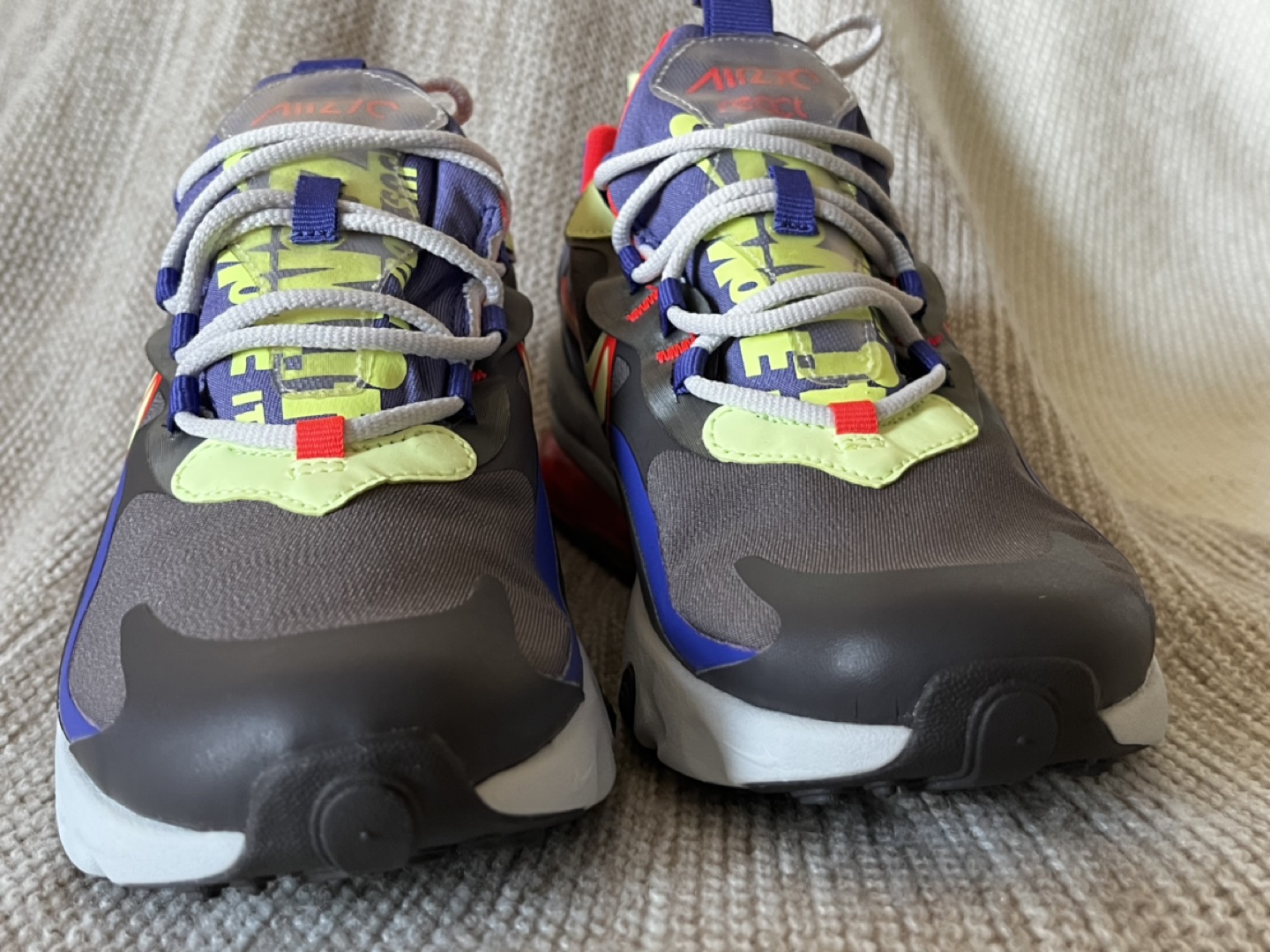 NIKE AIR MAX  270 REACT  7Y / 8.5 W - photo 2
