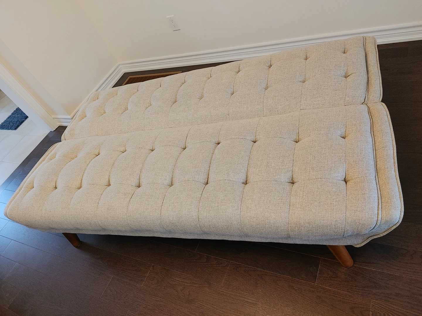Structube Tufted Sofa Bed - photo 3