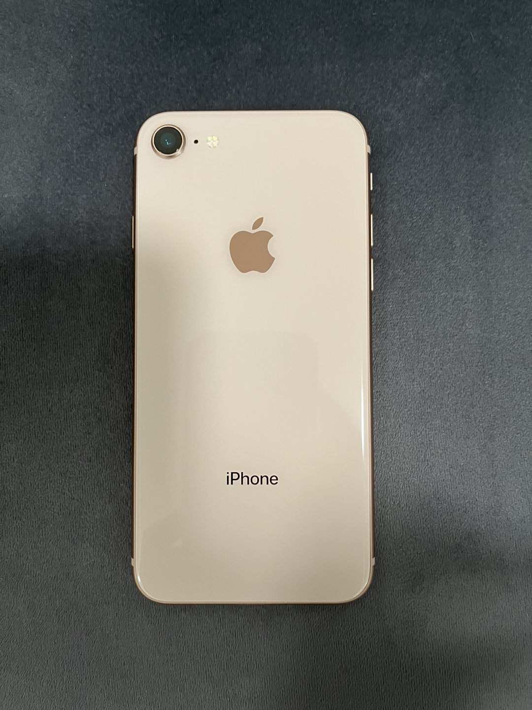 iPhone 8 64GB - photo 3