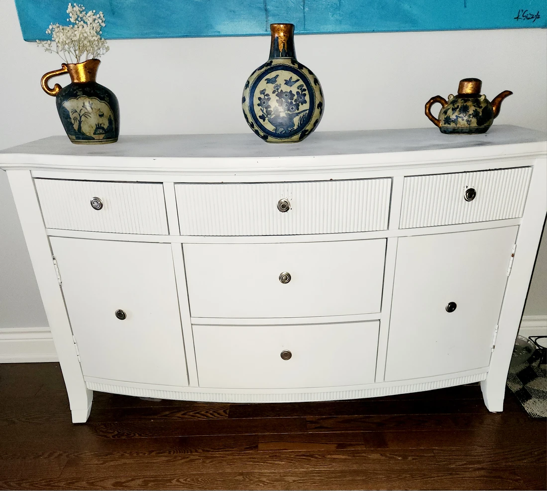 buffet hutch