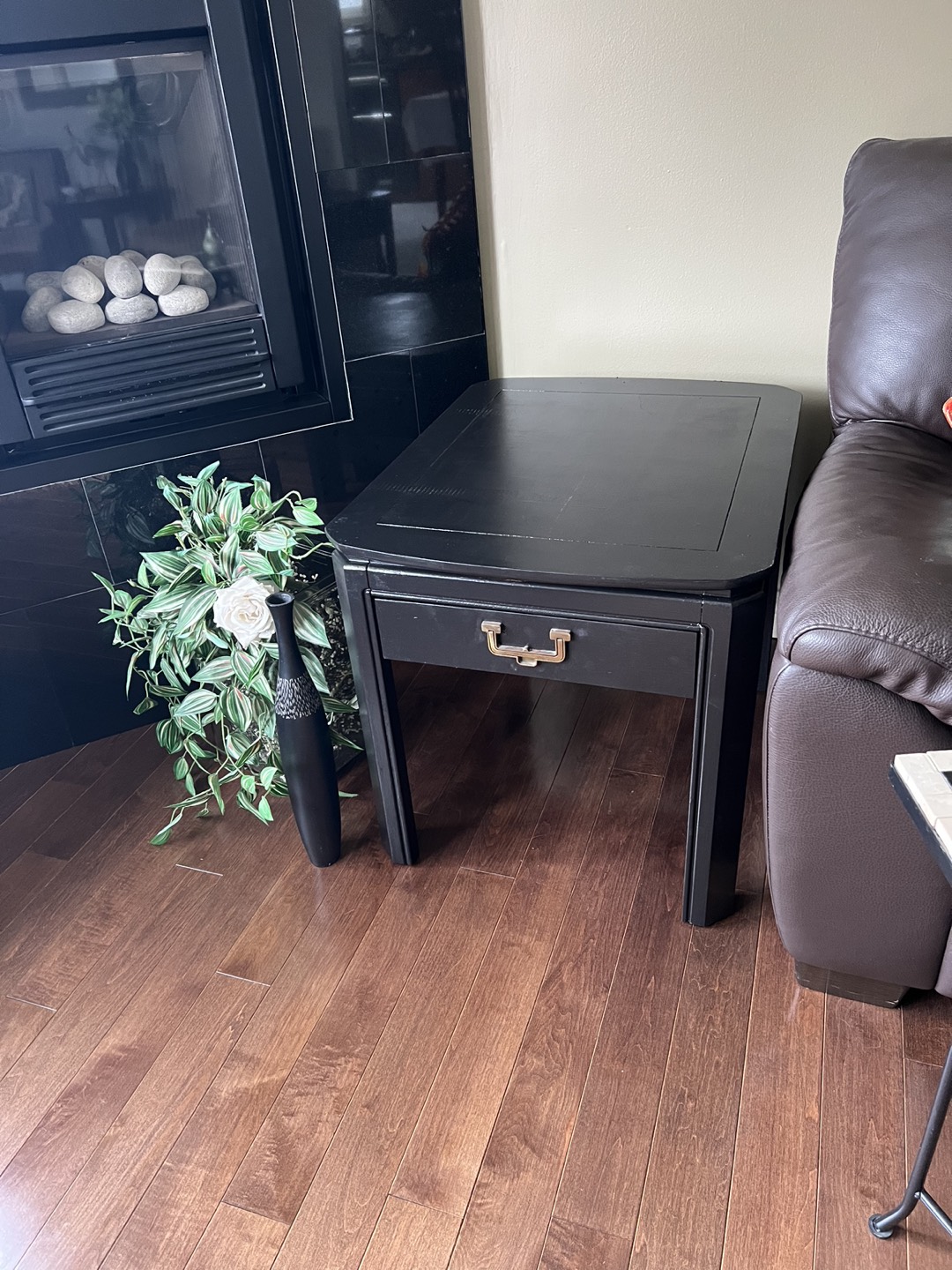 Two beautiful skyler peppler end tables with delivery thumbnail