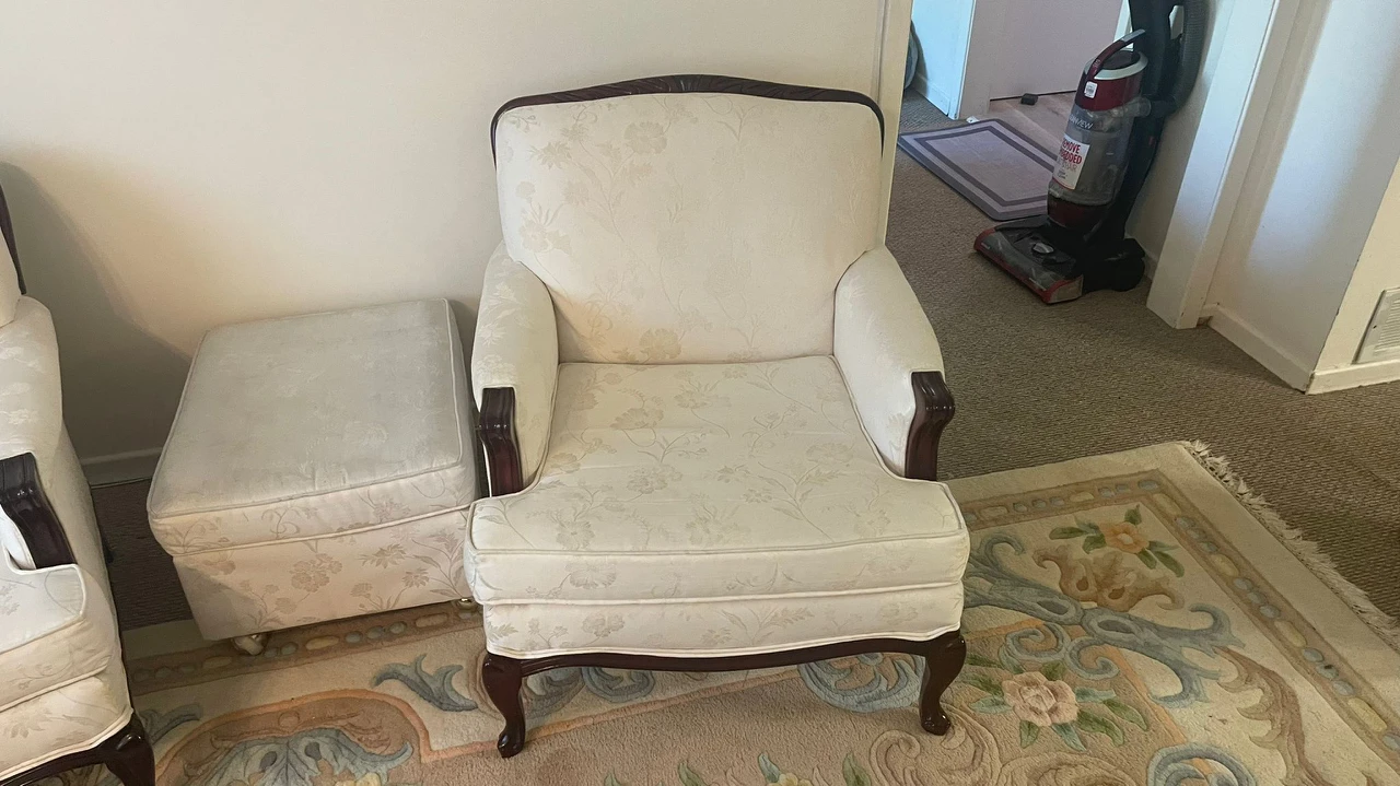 sofa set with end tables and coffee table and brown carpet - photo 4