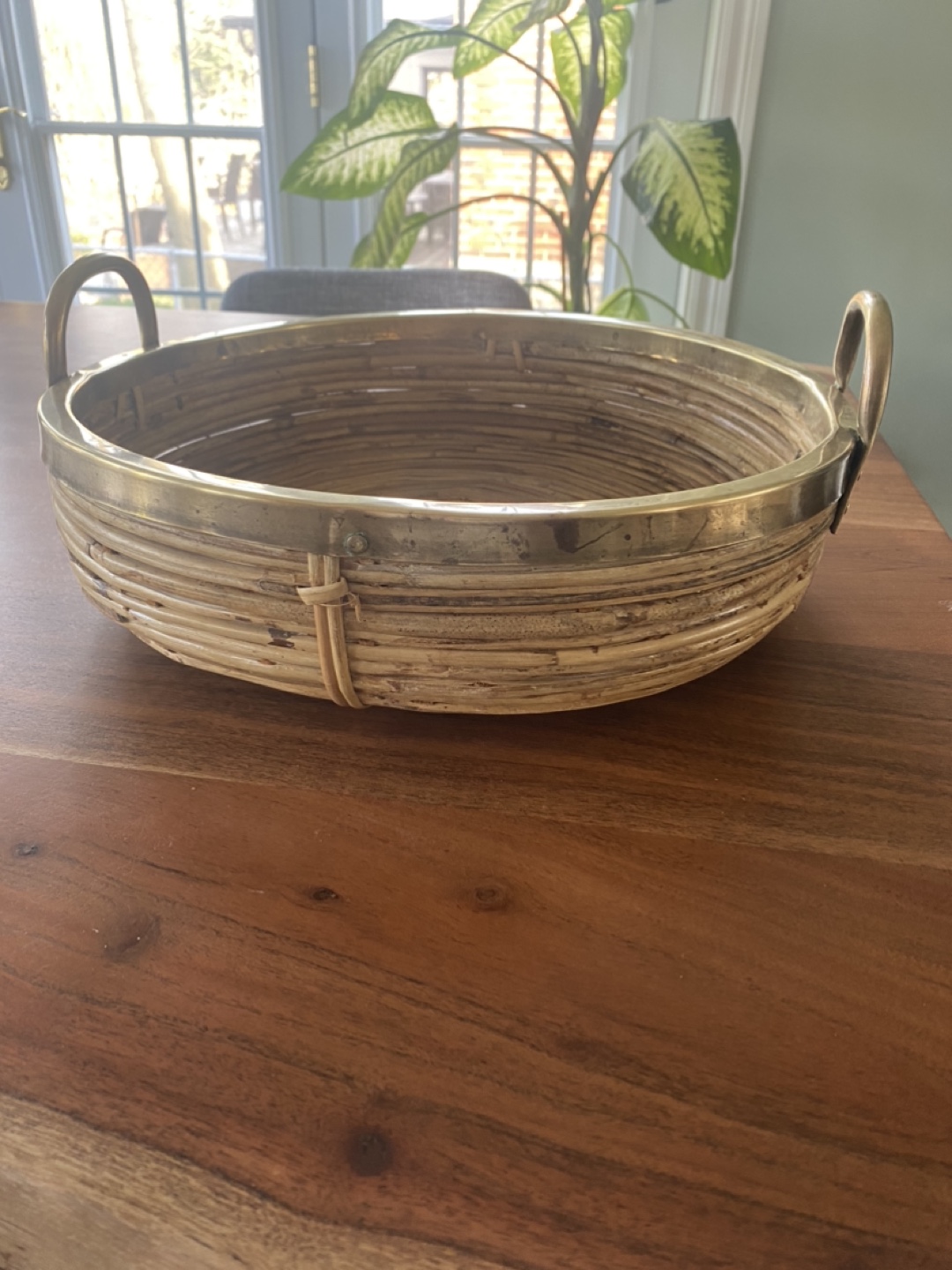 Wicker basket thumbnail