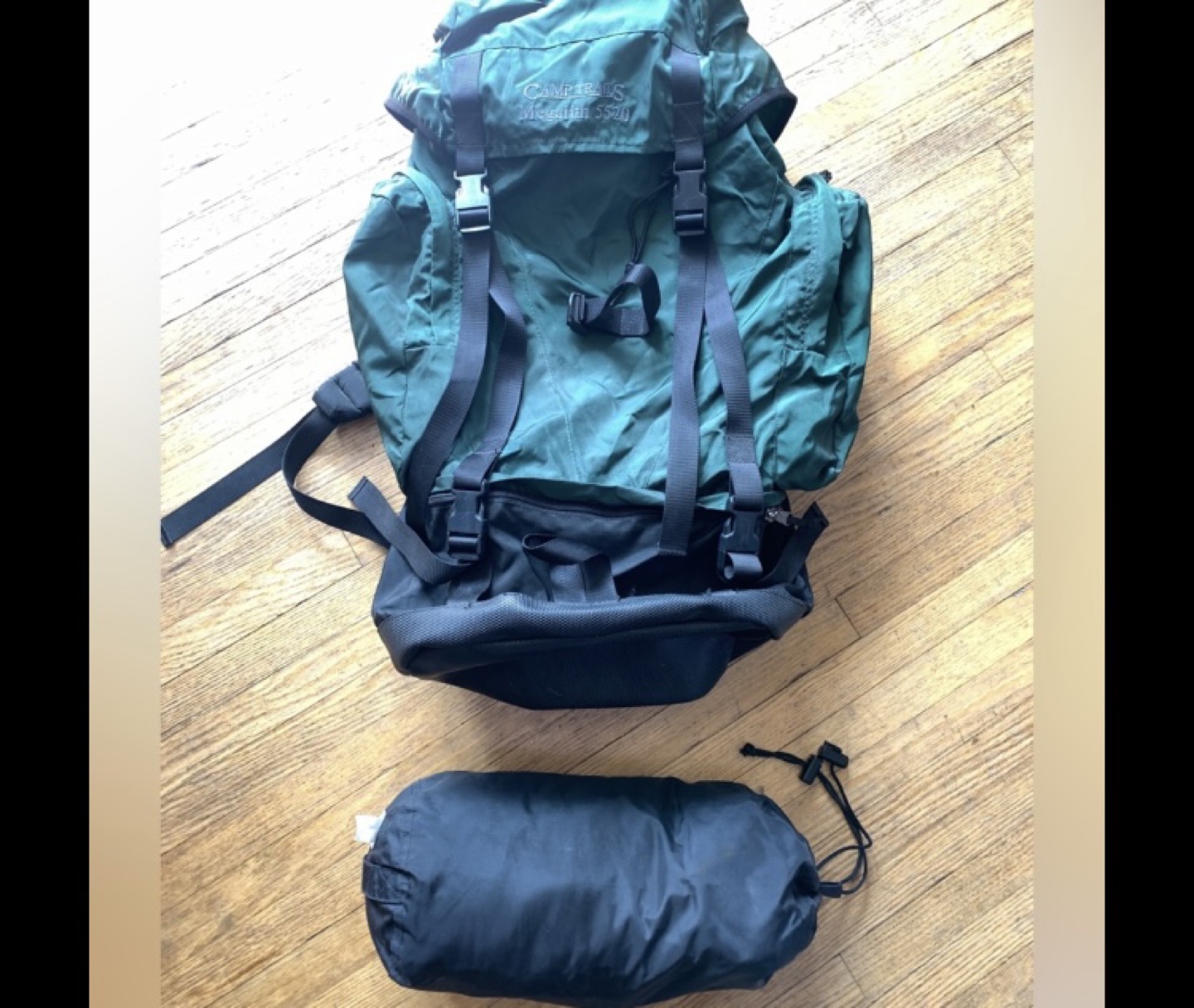 Like NEW ‘Camptrails’ Backpack, Unused sleeping bag, Waterproof. image indicator(2)