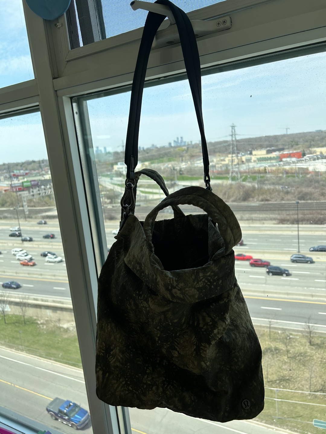 Lululemon On My Level Bag 19L image indicator(6)