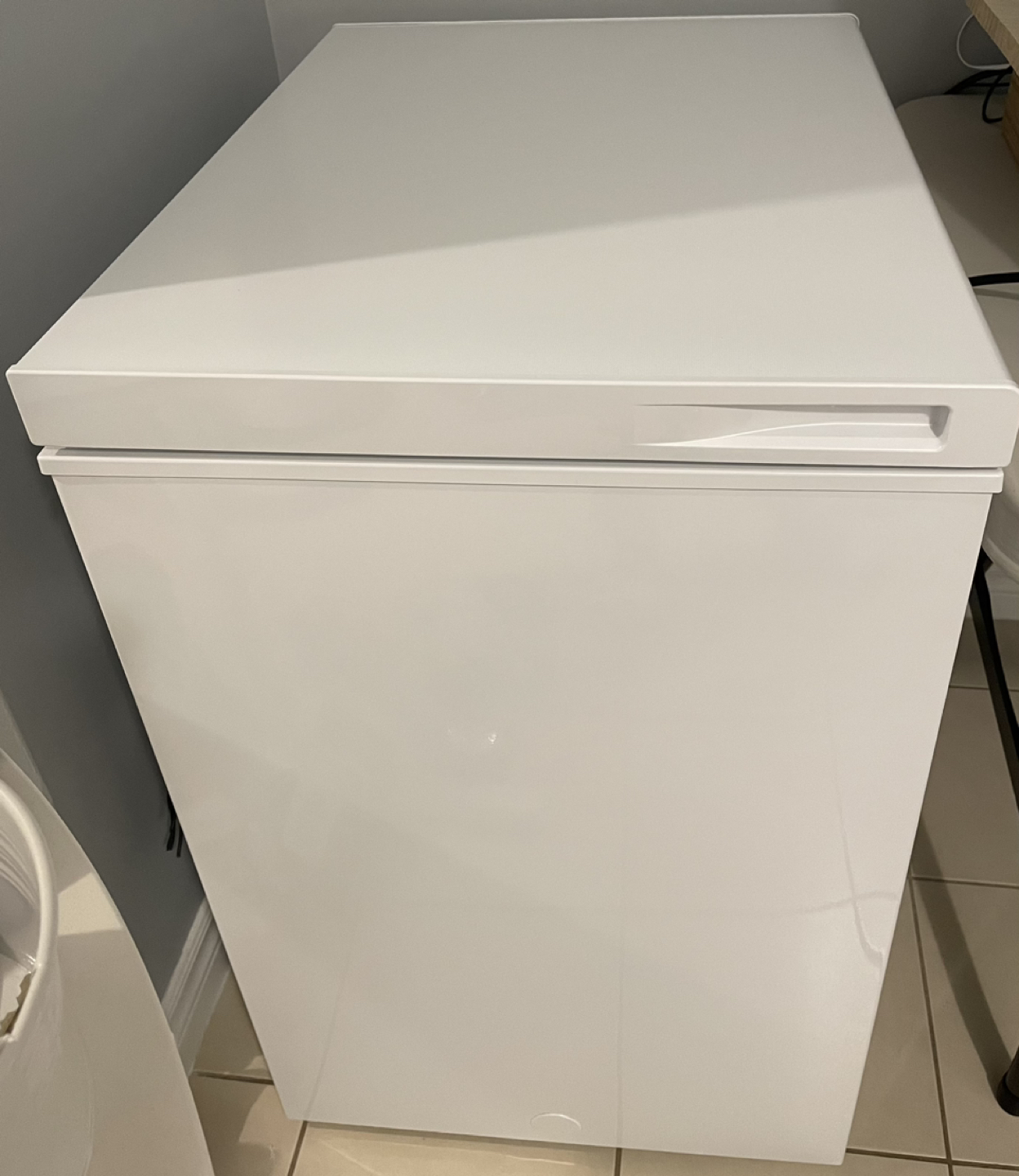 Frigidaire Horizontal Freezer - 32,1-in - 7-cu ft - White - photo 2