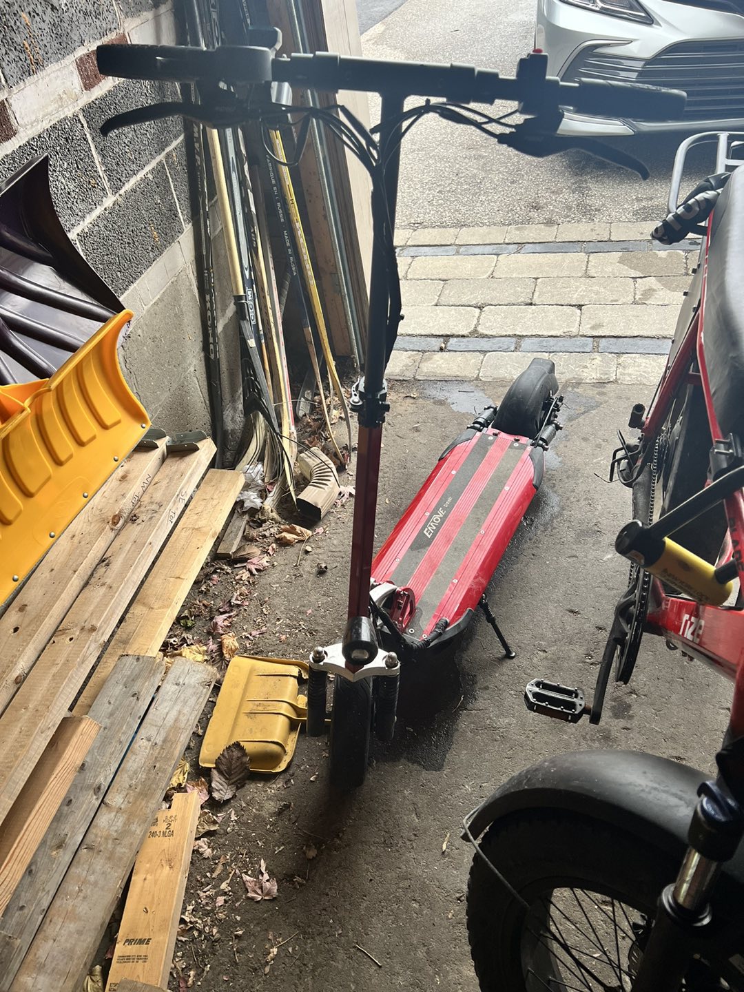 E scooter - photo 2