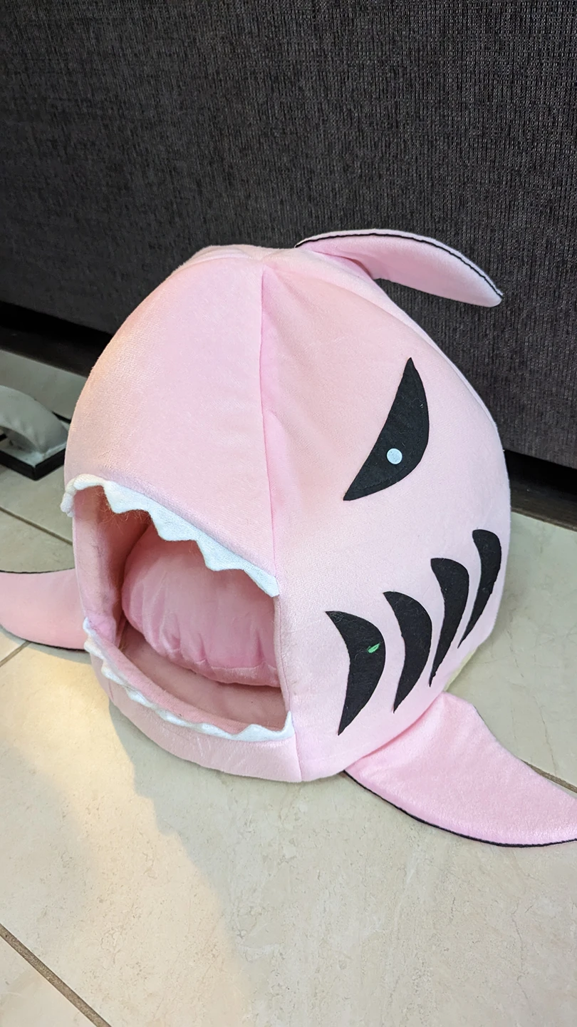 Fish shaped cat bed thumbnail
